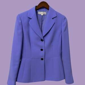 Tahari Arthur S. Levine Periwinkle Purple 3-Button Structured Peplum Blazer Jack